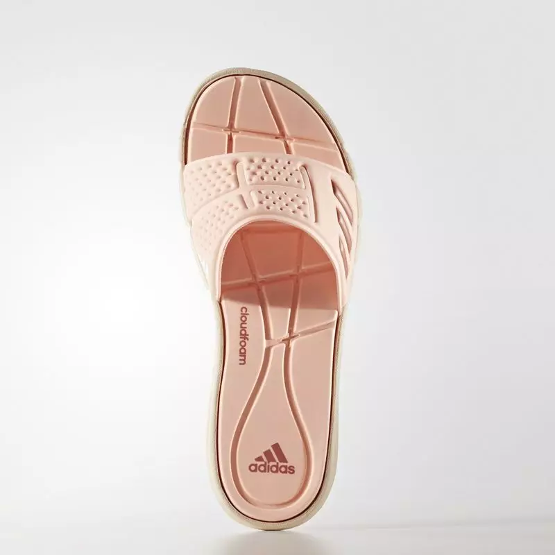 Siyarwa Adidas (53 hotuna): Mata na Mata ta Stella McCartney, don POOL da Tausa 15024_18