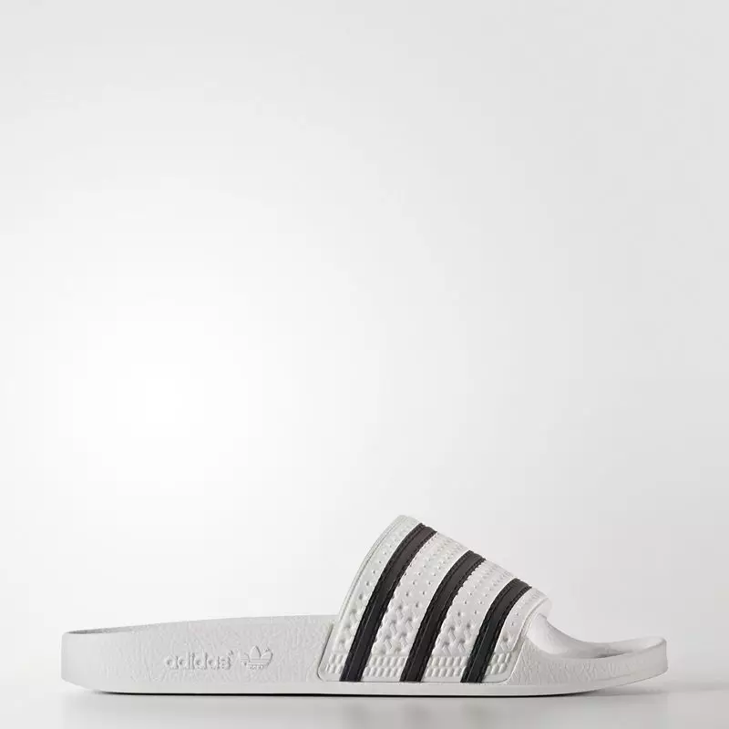 Kohereza Adidas (Amafoto 53): icyitegererezo cyabagore na Stella McCartney, kuri pisine na massage 15024_23