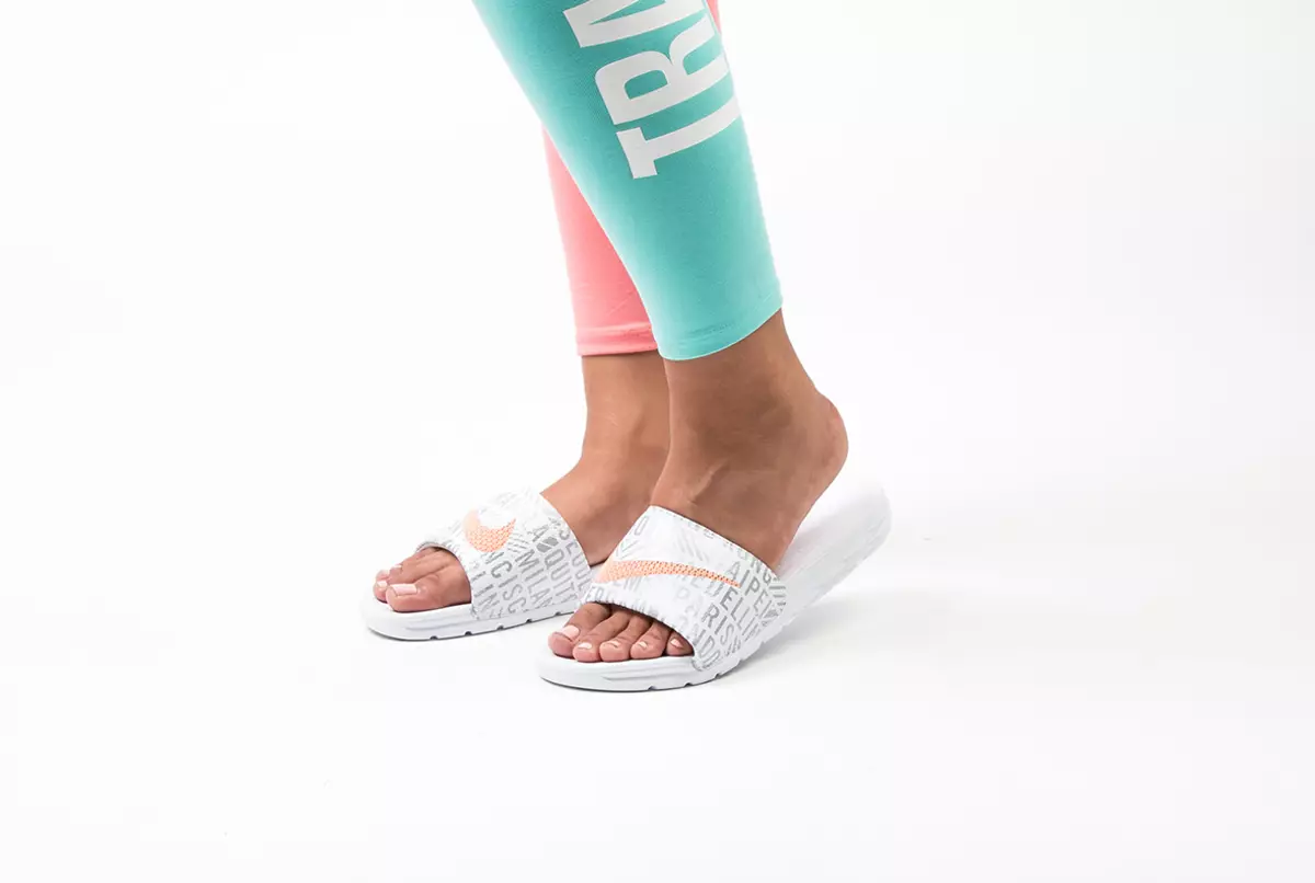 Nike Shale（40張）：女士納米拉德，Solaarsoft Slide等熱門型號 15032_33