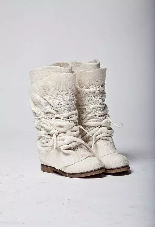 Одборот чизми (35 слики): Женски модел чизми од Keddo се чувствува чувствува, 15068_30