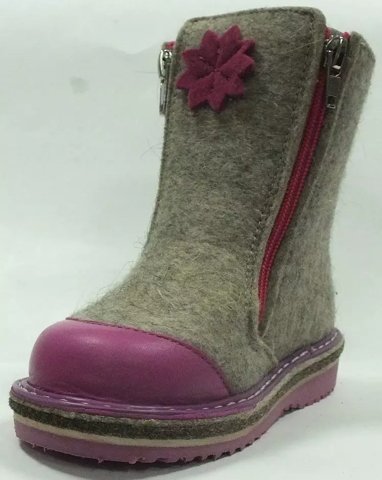 Tìm thấy Boots (67 ảnh): Đơn vị dành cho trẻ em và phụ nữ từ Công ty Magnitogorsk với đế cao su, kích cỡ, đánh giá của khách hàng 15072_44