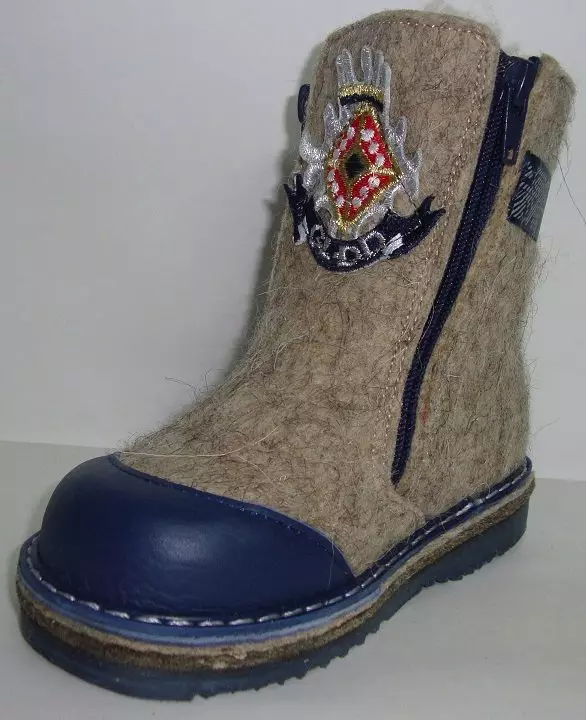 Tìm thấy Boots (67 ảnh): Đơn vị dành cho trẻ em và phụ nữ từ Công ty Magnitogorsk với đế cao su, kích cỡ, đánh giá của khách hàng 15072_57