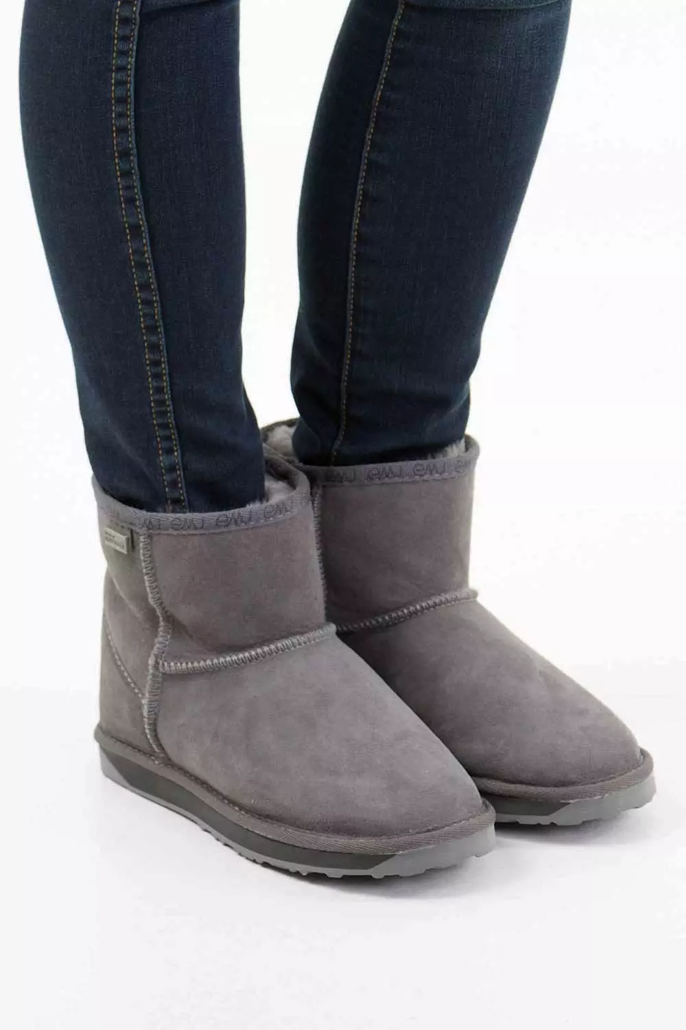 Uggs EMU (54 photos): What to wear 15080_33