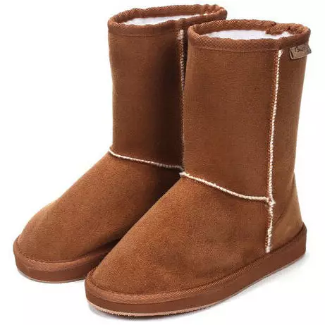 Natural Uggs (43 mafoto): Mhando dzevakadzi kubva pamakwai emakwai uye Suede 15099_14