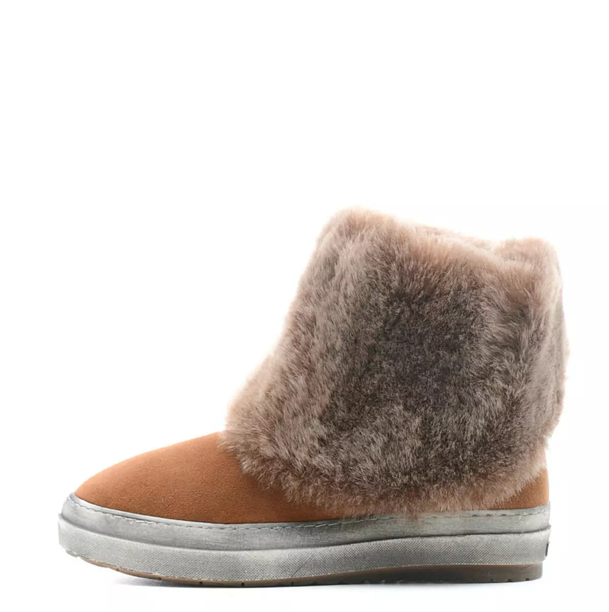 Kısa UGGS (65 Fotoğraf): Ultrashort modelleri giyen kürklü siyah kadın deri 15102_26