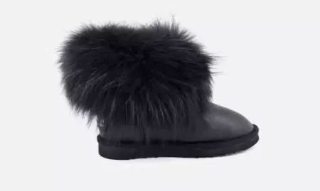 Uggs s kožešinou (78 fotek): Vysoké kožešinové modely, bílé a černé, s přírodní liškou 15107_36