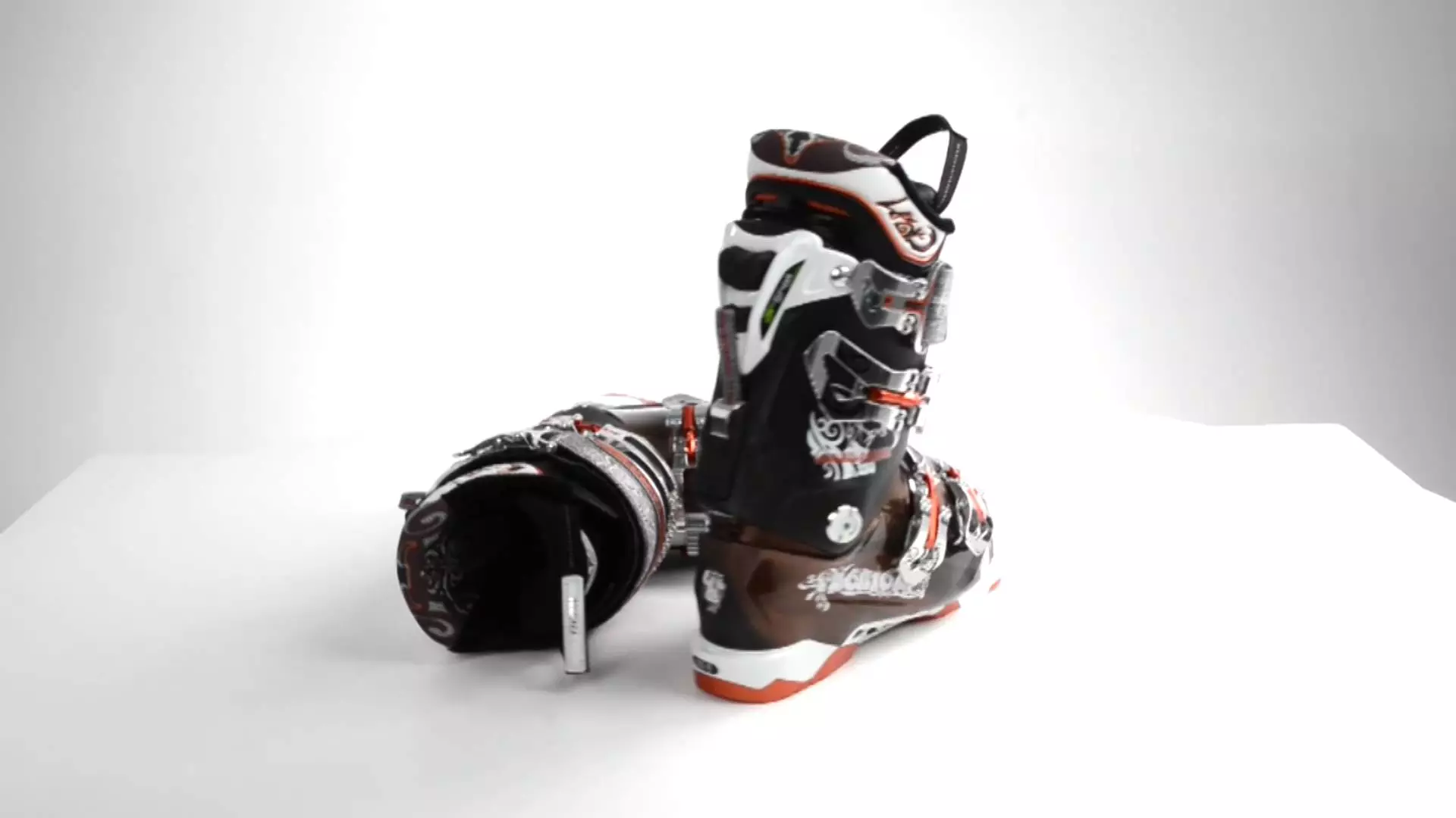 Tecnica Kayak Bootları (29 Resimler): Dağ Kayak Havası Kayak Hava Kabuğu, Phoenix, Ejderhaneler için Çocuk ve Kadın Modelleri 15109_27