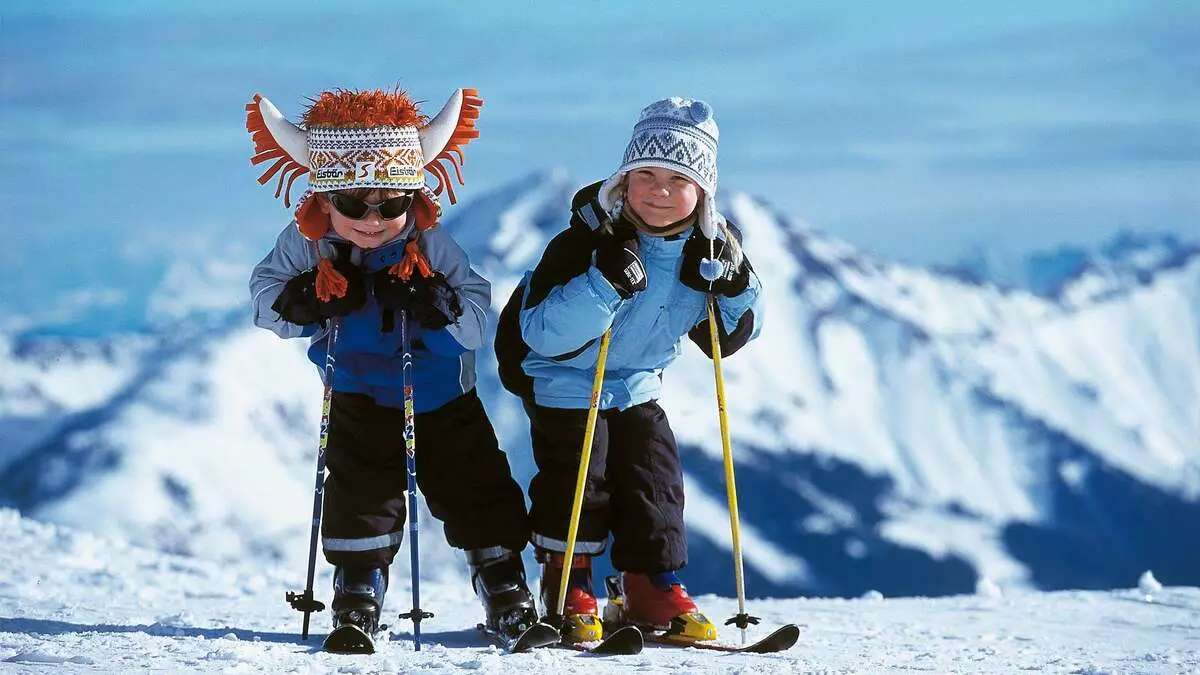 botes d'esquí SNS (44 fotos): regles pilot i Profil, models femenins d'esquí camps a través dels nens i amb el sistema SNS 15126_13