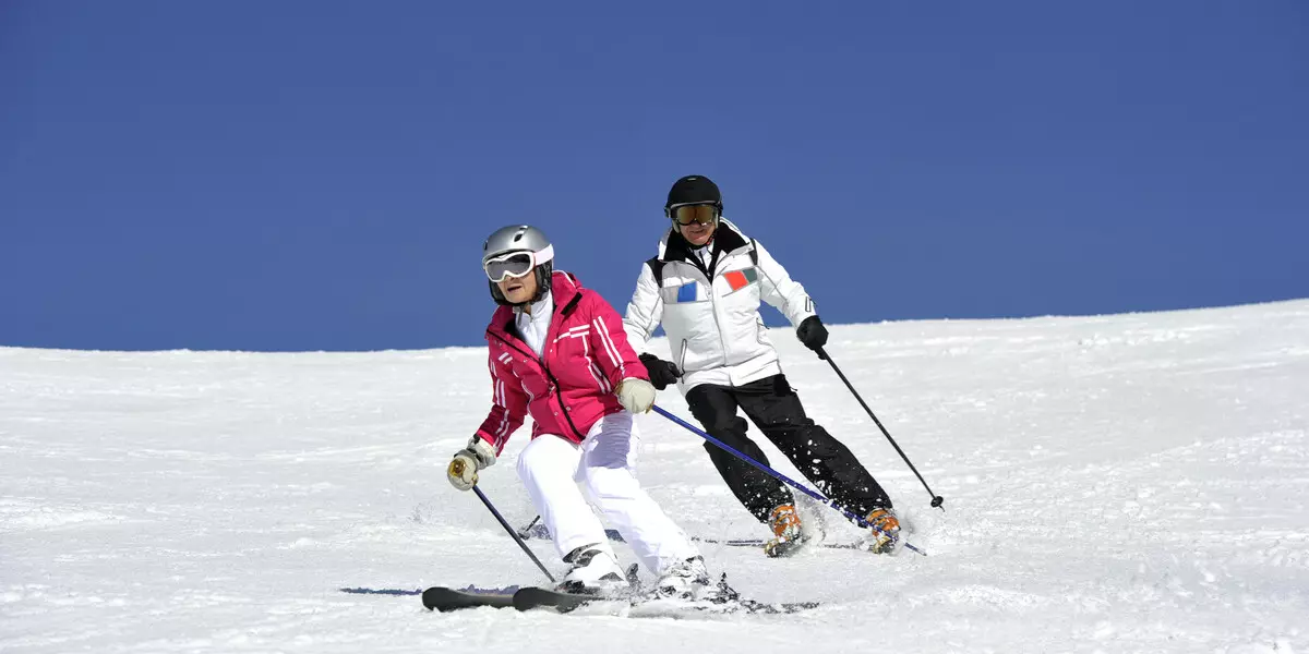 СНС скијашке чизме (44 пхотос): Пилот и Профил правила, деца и жене ски модели крос-кантри са СНС система 15126_40