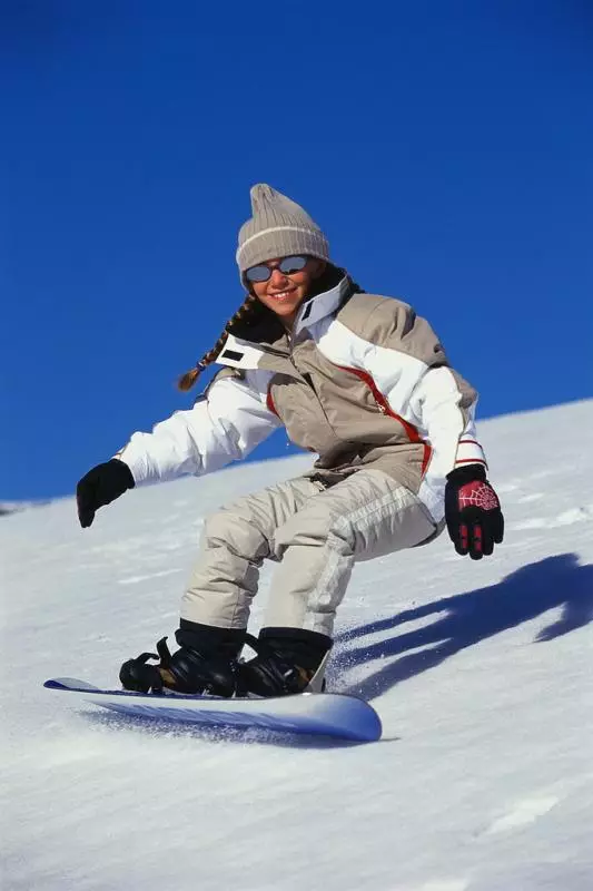 Botas de Snowboard (119 fotos): Como escolher botas de snowboard para mulheres, modelo Nike, Adidas e outras marcas populares 15127_17