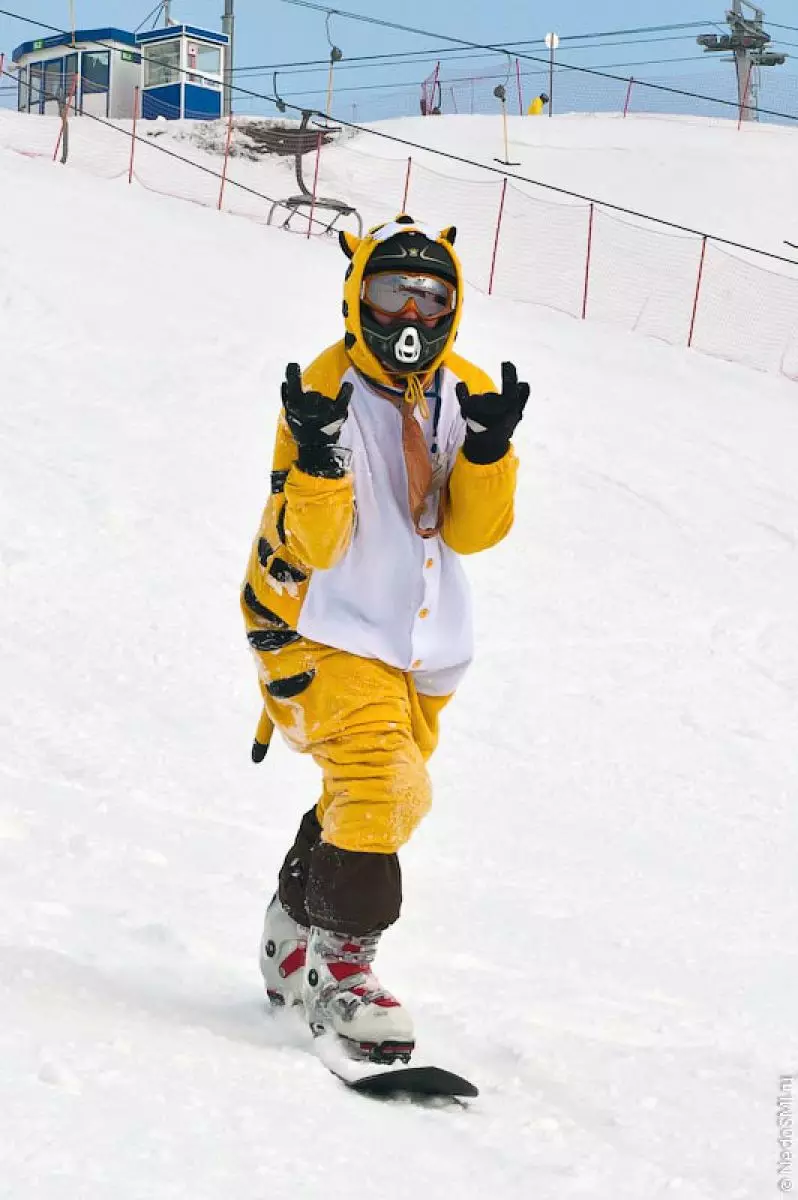 Snowboard Boots (119 mga larawan): Paano pumili ng snowboard boots para sa mga kababaihan, modelo Nike, Adidas at iba pang mga sikat na tatak 15127_20