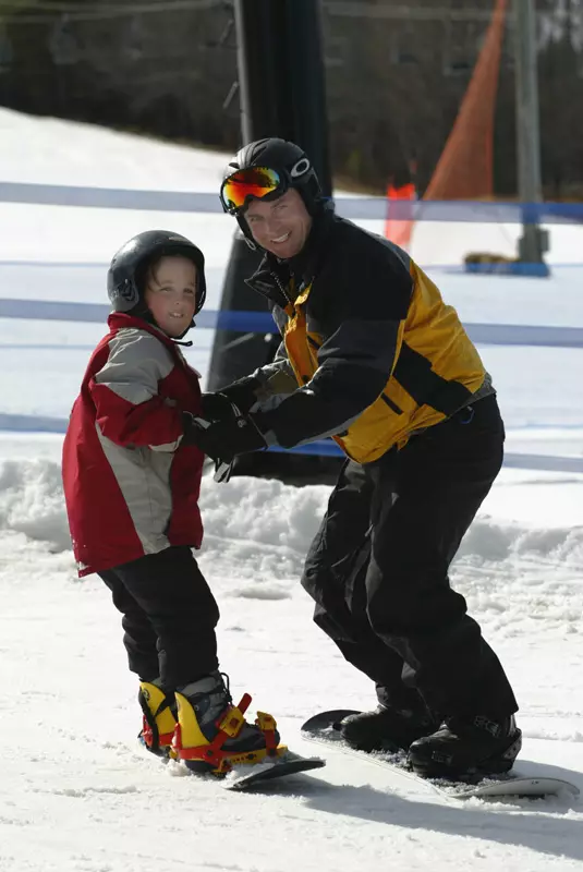 Snowboard Boots (119 mga larawan): Paano pumili ng snowboard boots para sa mga kababaihan, modelo Nike, Adidas at iba pang mga sikat na tatak 15127_4