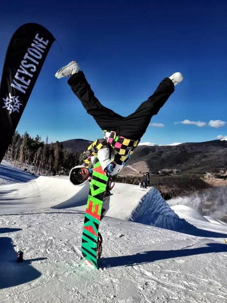 Snowboard Boots (119 mga larawan): Paano pumili ng snowboard boots para sa mga kababaihan, modelo Nike, Adidas at iba pang mga sikat na tatak 15127_48