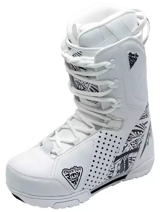 Snowboard Boots (119 mga larawan): Paano pumili ng snowboard boots para sa mga kababaihan, modelo Nike, Adidas at iba pang mga sikat na tatak 15127_89