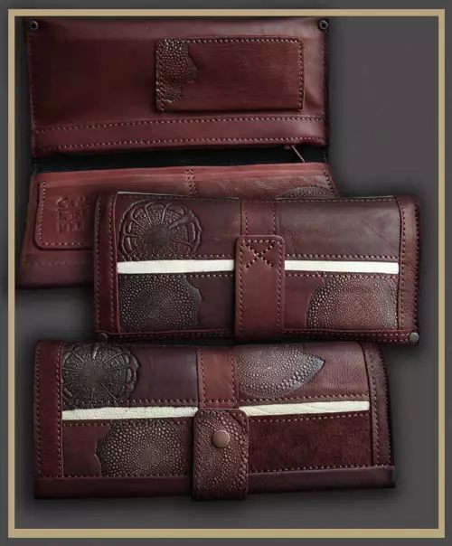 Carteras hechas a mano (62 fotos): monederos de cuero, billetera femenina hecha de cuero genuino 15134_49