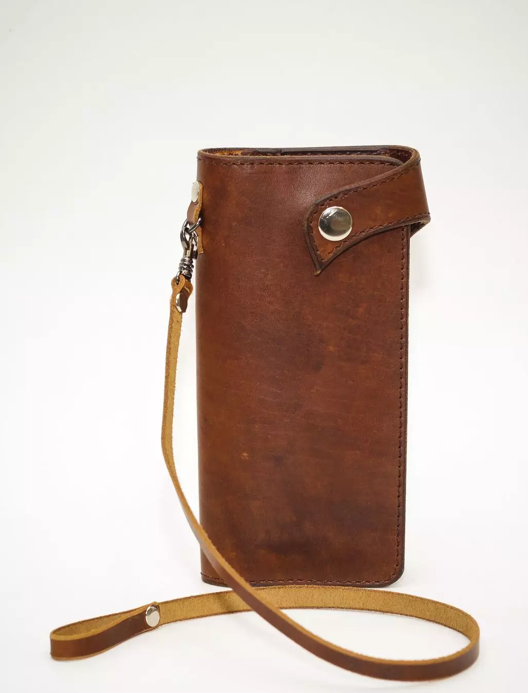 Ručno novčanici (62 fotografija): kožne torbice, ženske novčanik napravljen od prave kože 15134_8