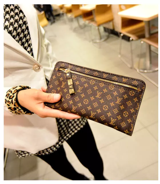 กระเป๋าสตางค์ของผู้หญิงที่ทันสมัย ​​(67 รูป): อุปกรณ์ที่มีสไตล์ในแฟชั่นคืออะไร 15137_4