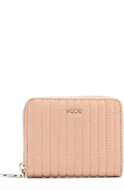 DKny Wallet (Photos 37): Ihe ị ga-eyi na otu esi ahọrọ ụdị ụmụ nwanyị 15139_18