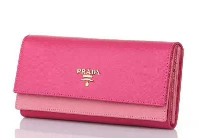 Кашалёк Prada (34 фота): агляд жаночых мадэляў ад вядомага брэнда Прада 15150_29