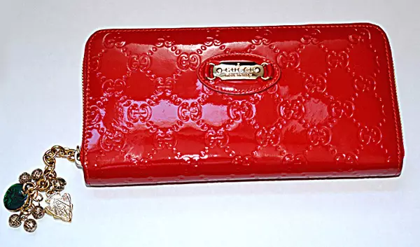Rode portefeuilles (65 foto's): Dames lederen portemonnees van rood 15161_57