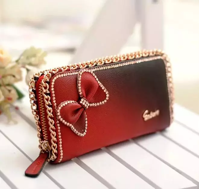 Dompet Kulit Wanita (123 Foto): Model kulit asli, buaya, dompet ing Zipper 15165_27