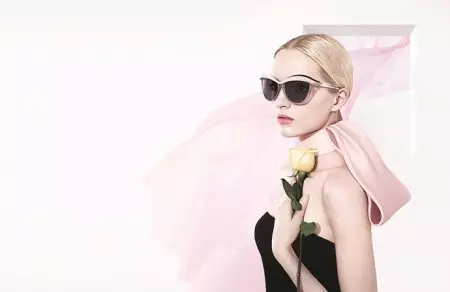Sunglasses Dior (58 grianghraf): Sunglasses ón mbranda cáiliúil 15181_13