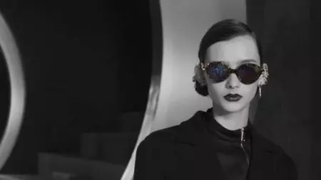 Dior sunglasses (58 Mga Litrato): Mga Sullasses gikan sa bantog nga brand 15181_14