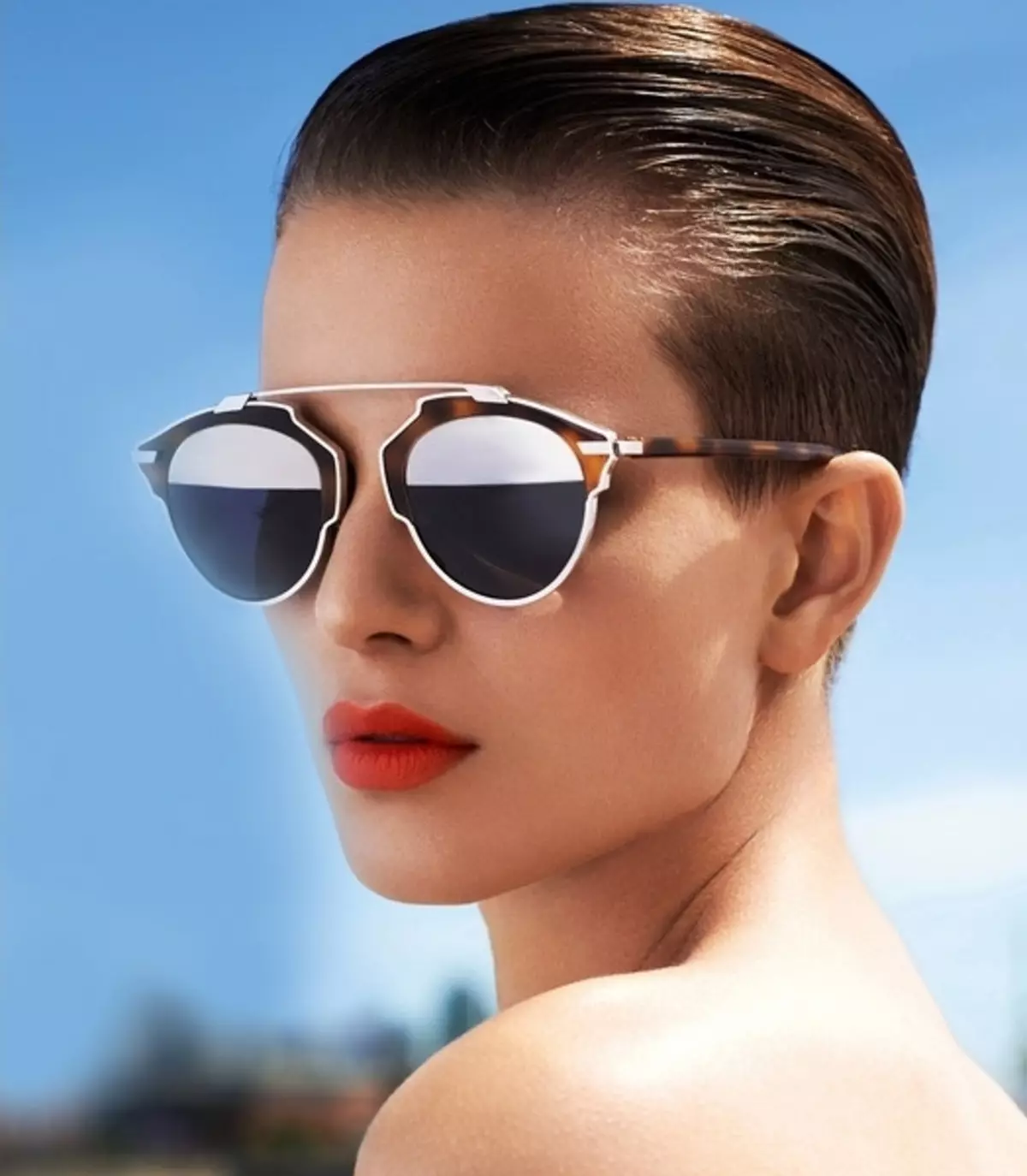 Sunglasses Dior (58 grianghraf): Sunglasses ón mbranda cáiliúil 15181_15