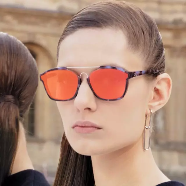 gafas de sol Dior (58 fotos): Gafas de sol de la marca de fábrica famosa 15181_22