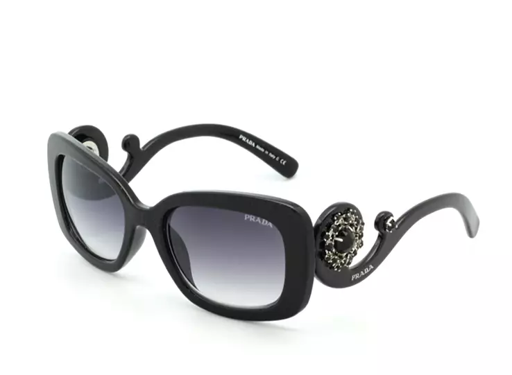 Prada Sunglasses（54写真）：有名なブランドからの女性のサングラスに関するフィードバック 15185_16