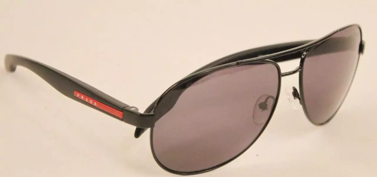Prada Sunglasses（54写真）：有名なブランドからの女性のサングラスに関するフィードバック 15185_20