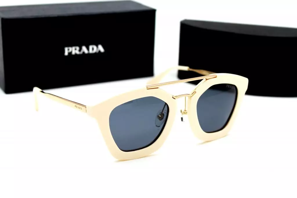 Prada Sunglasses（54写真）：有名なブランドからの女性のサングラスに関するフィードバック 15185_8