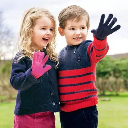 Rękawice dla dzieci (86 zdjęć): stół wymiarowy, wodoodporne modele, zima, bez palców 15205_86