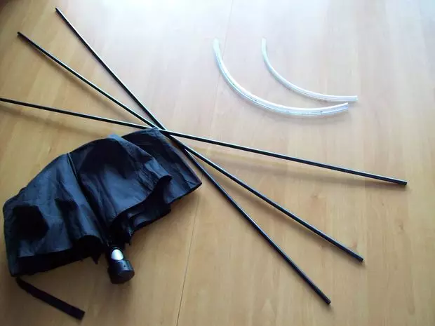 Umbrele durabile (68 fotografii): modele de înaltă calitate, tipuri de umbrele de înaltă calitate și fiabile 15212_43