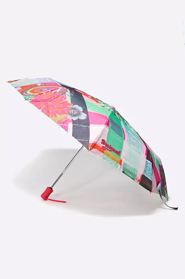 Suno ombrelo (72 fotoj): Virina puntoj penetritaj ombrelo-bastonon 15238_66