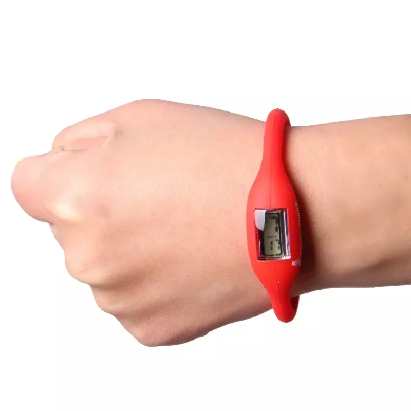 Bracelet Smart Pulse et Pression (36 Photos): Modèles médicaux avec un tonomètre et avec un cardiogramme, pour la condition physique 15255_16