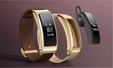 Fitness Bracelet Huawei (linepe tse 22): Motheo oa Smart Hlompha Band A1 le B e Ntsho 15259_15