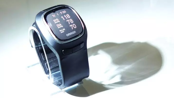 Zegarek sportowy z pulsometrem, krokomierzem i tonometr (35 zdjęć): modele fitness nadgarstka w formie bransoletki 15260_32
