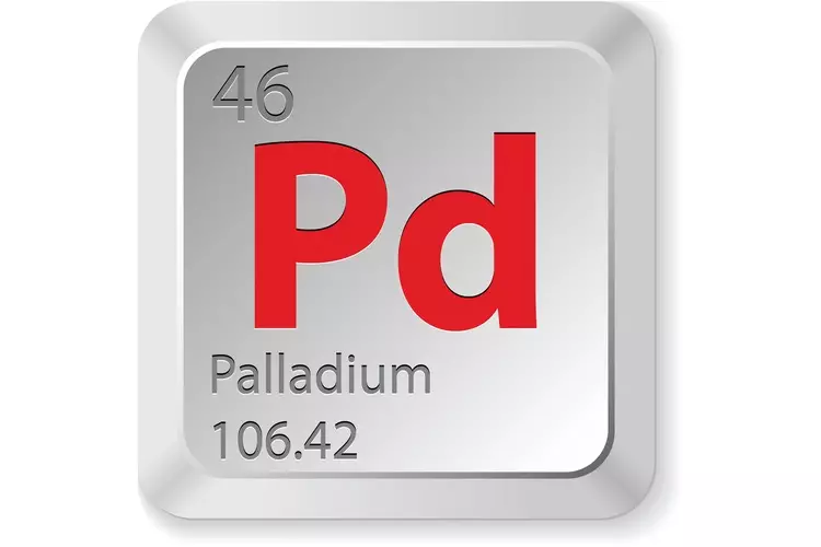 Missä ja miten saada palladium? 19 Valokuvat Kuinka määrittää sen radiokomponenteissa kotona? Missä kondensaattorissa ja liittimissä se sisältää? Kuinka ottaa se yksityiskohdista? 15290_2