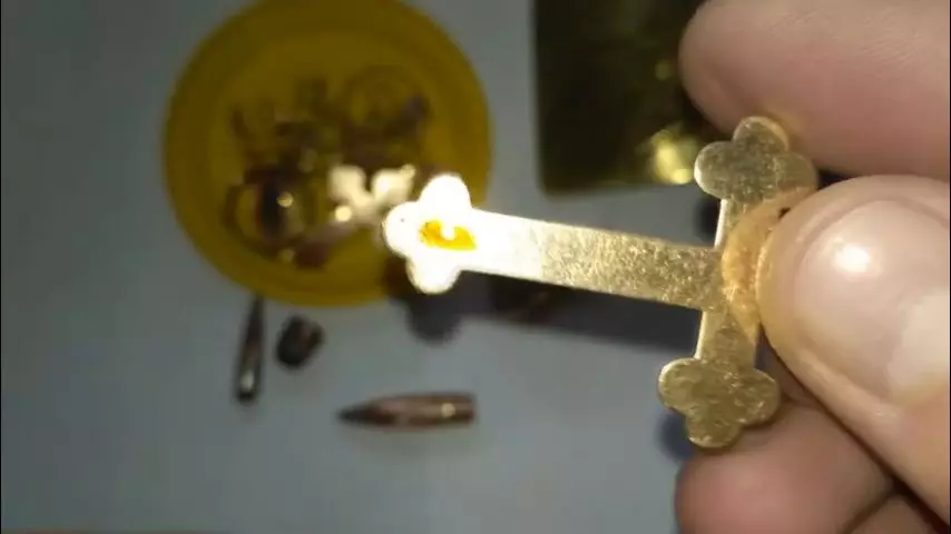 Zlatý třtina: Co je to? Kolik karátů je v čistém zlatu? Jaký je test zlata 9-10 karat a 22 karátů? 15326_20
