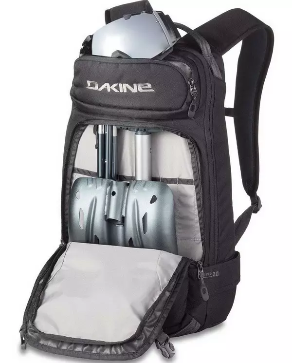 Backpacks Olahraga: Perangkat wadon lan Pria, Backpacks cilik lan gedhe kanggo olahraga, model sing paling apik kanggo bentuk lan kanthi kompartemen sepur 15338_50