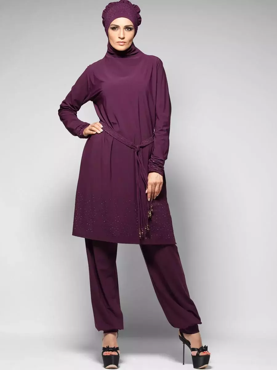 Muslim Swimsuit (50 foto): Model burkini untuk Muslim, ditutup, seperti yang disebut 1533_13