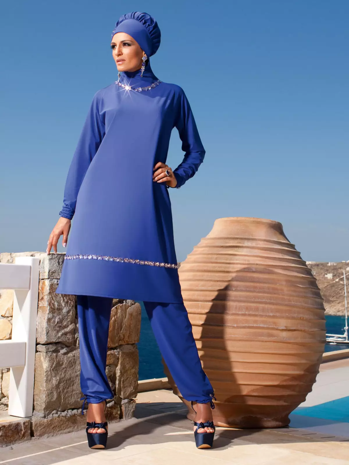 Muslim Swimsuit (50 kuvaa): Burkini mallit muslimeille, suljettu, kuten sitä kutsutaan 1533_3