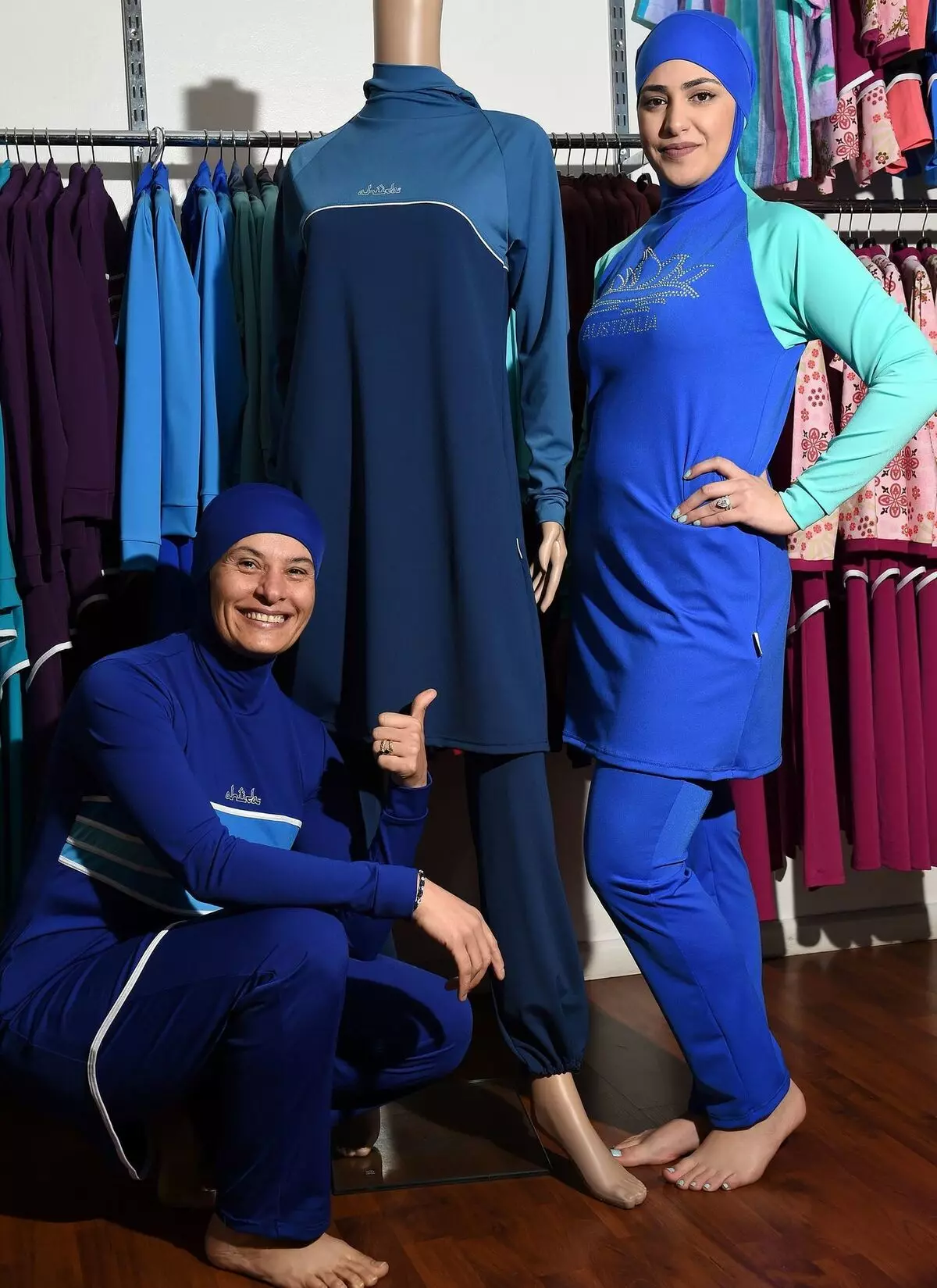 Áo tắm Hồi giáo (50 ảnh): Mô hình Burkini cho người Hồi giáo, đóng cửa, như nó được gọi là 1533_37