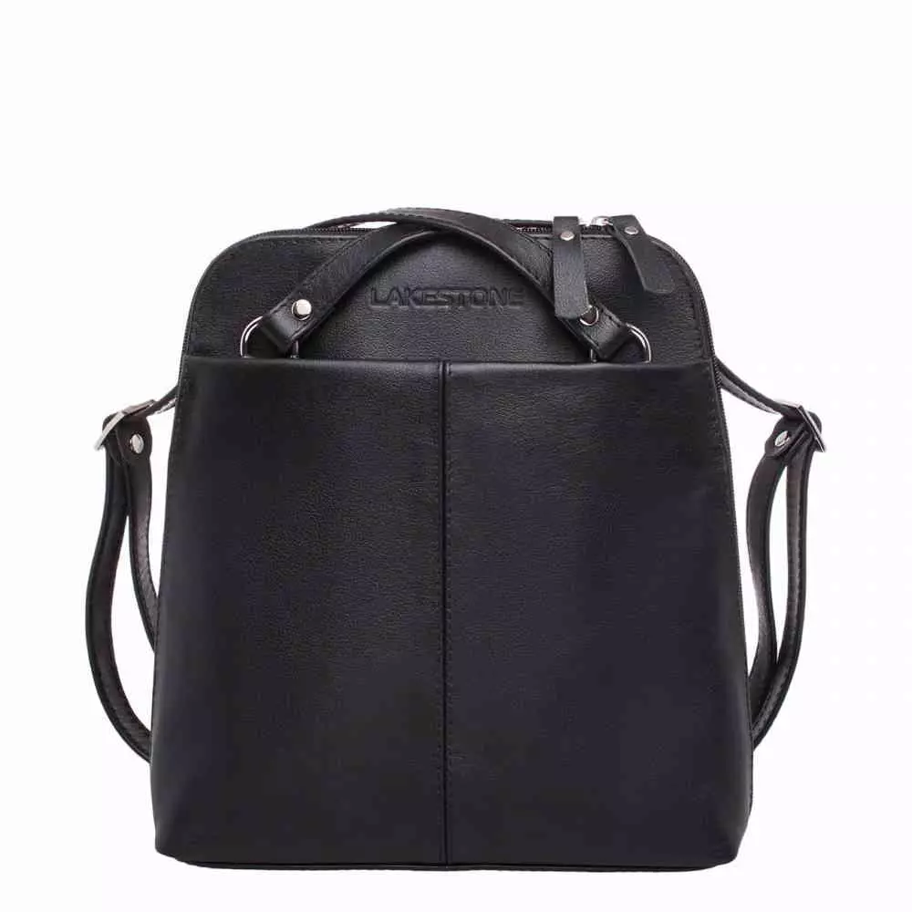Siyah deri sırt çantaları: Kadınların büyük ve küçük sırt çantaları, gerçek deriden ve yapay, vernik derisinin yapay, ferah kalıplarından yapılmıştır. Bir sırt çantası ve ne giyeceğiniz? 15348_15