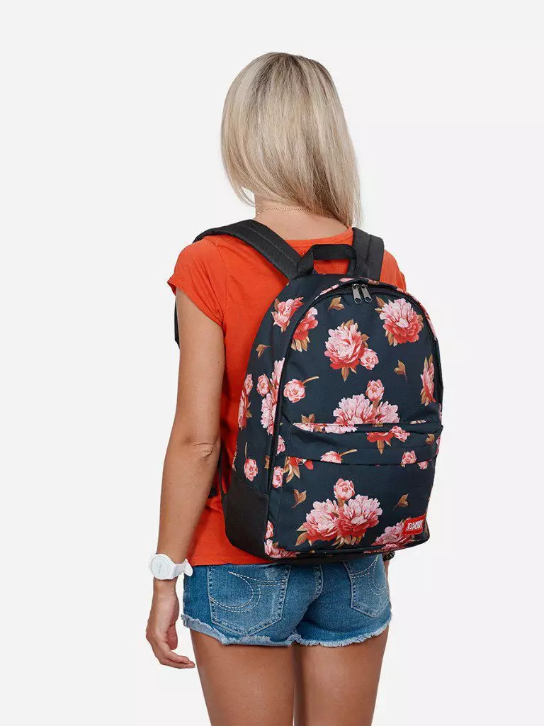 City hátizsák: a legjobb női Stílusos hátizsákok a City, Top Alkalmi Divatos textil és egyéb modellek, Áttekintés a legkényelmesebb lehetőség. 15350_50