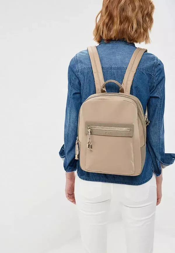 Mochilas da cidade: Melhores mochilas elegantes das mulheres para a cidade, top têxteis elegantes casuais e outros modelos, visão geral das opções mais convenientes. 15350_54