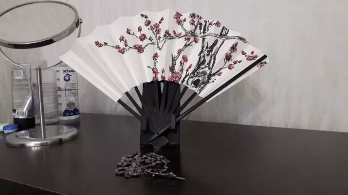 พัดลมญี่ปุ่น: รอบตัวและพัดลมอื่น ๆ ของญี่ปุ่น วิธีที่จะทำให้มือของคุณพัดลมในสไตล์ญี่ปุ่น? 15371_25