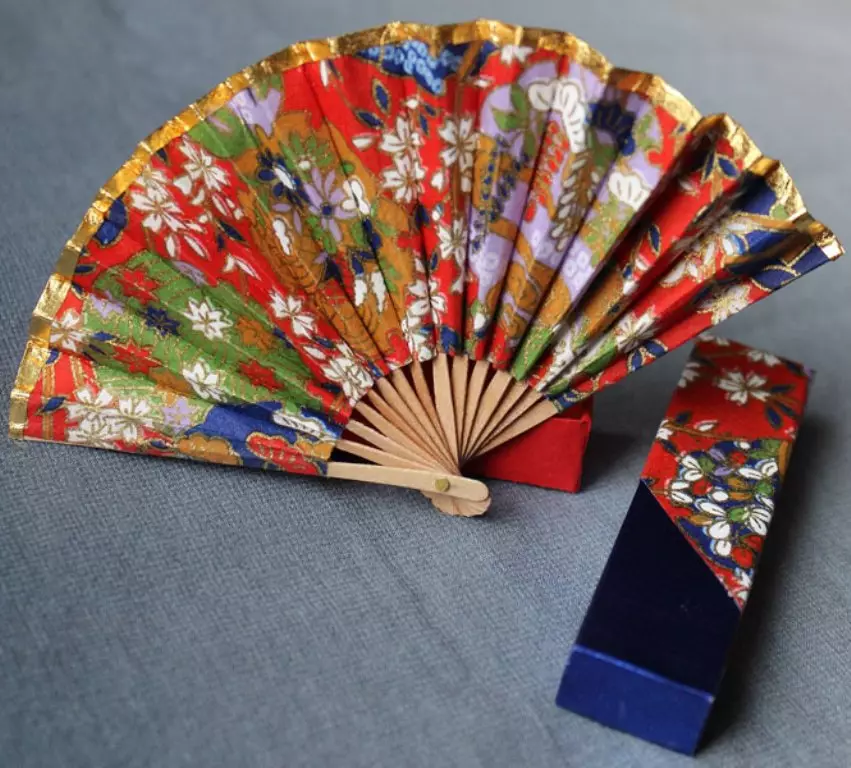 Com fer un ventilador de paper? 48 fotos Com faci-ho vostè mateix per als nens? Paper Veter Origami i Master Class de Ronda Veser per a la decoració en estil japonès 15373_20