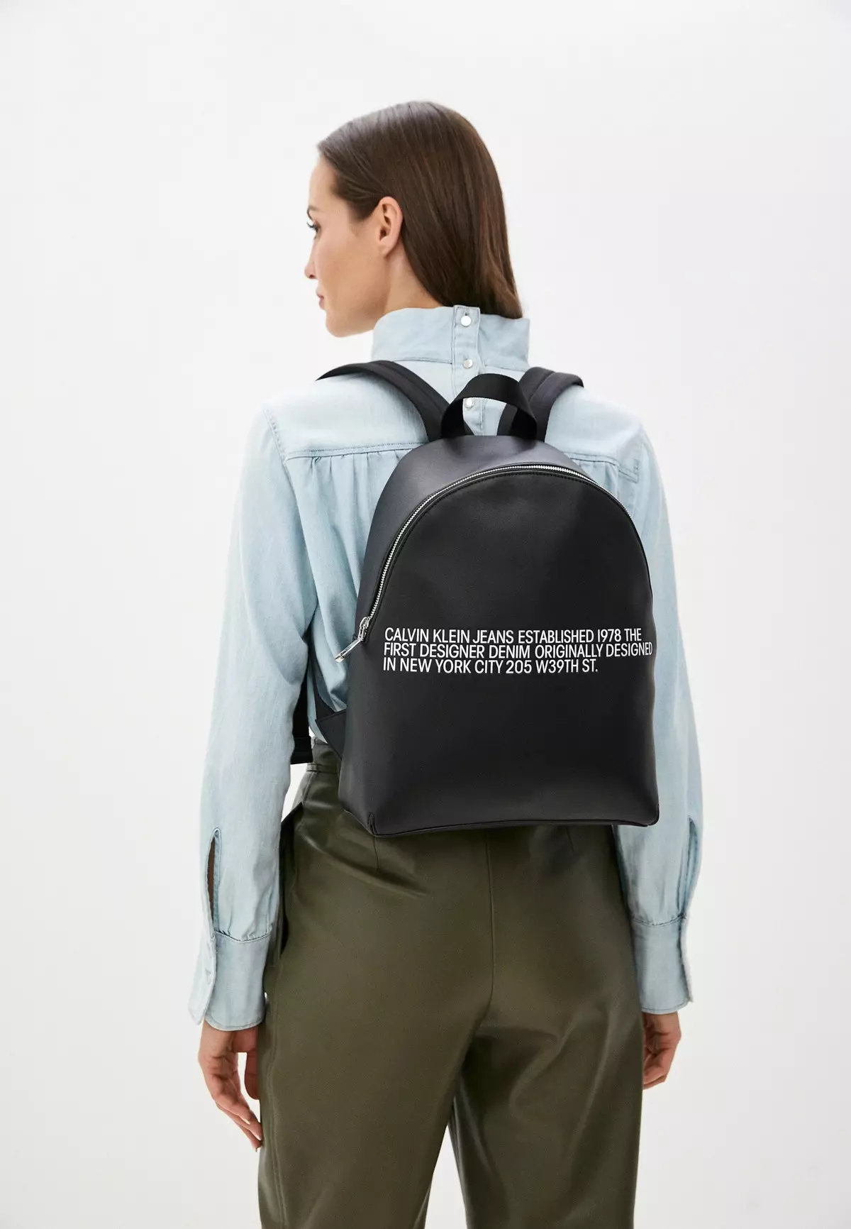 Calvin Klein Backpacks: Black Kike na Mwanaume, Leather Red, White, Yellow Kwa Monogramm na Rangi nyingine Mifuko - Backpacks 15401_2